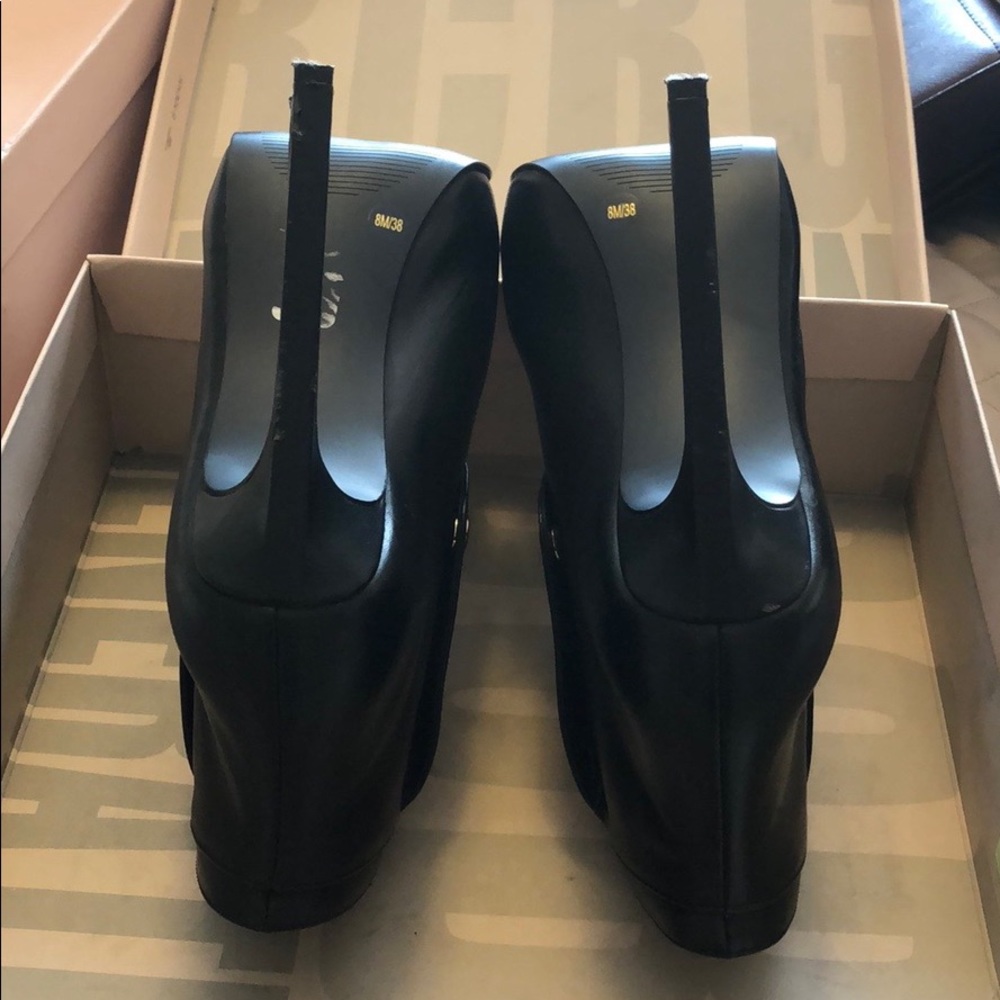BCBG Black Lantern Booties - Picture 3 of 8